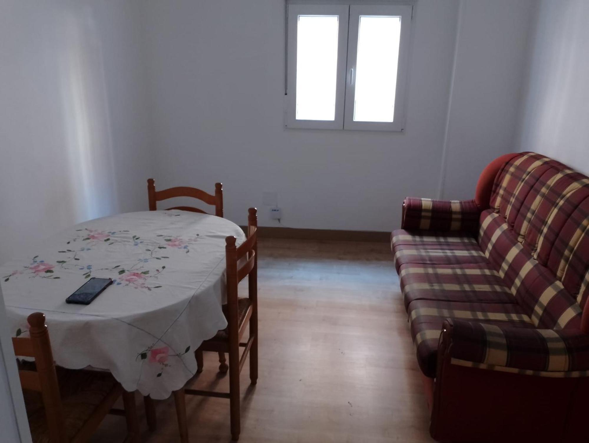 Habitacion En Piso Compartido Madrid Extérieur photo